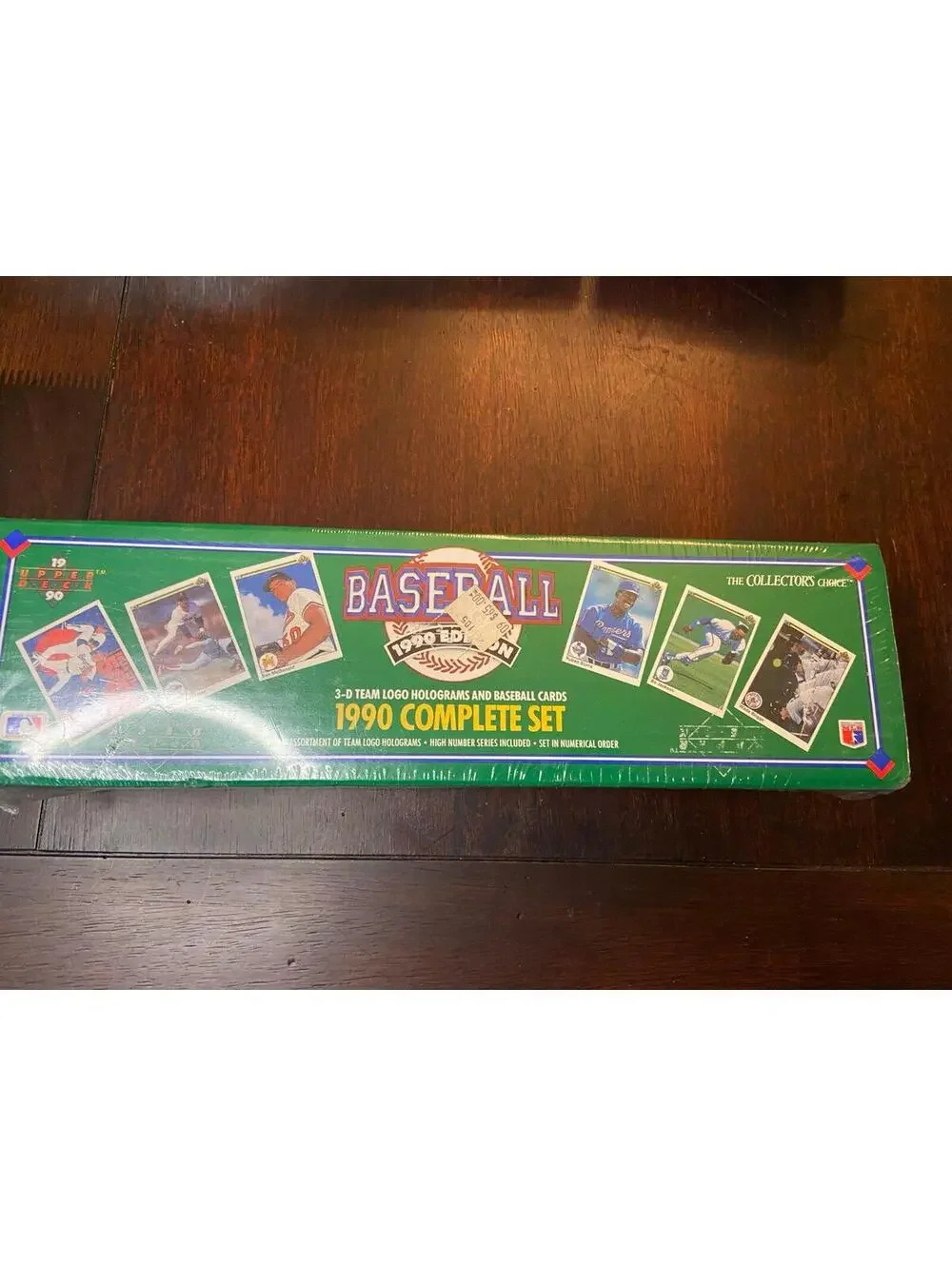 Sealed 1990 Baseball collectors complete set